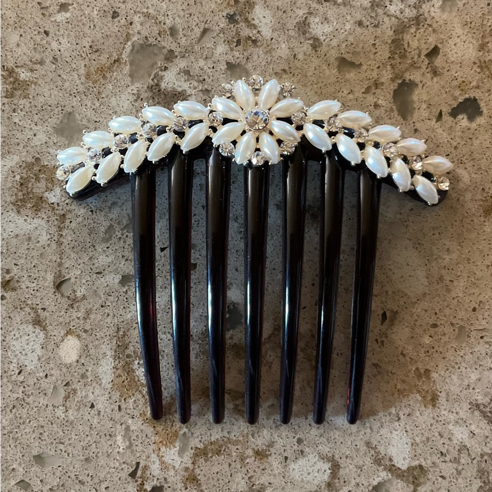 Crystal/Rhinestone Pearl Haircomb